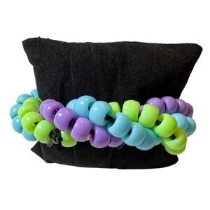 Eye‑Catching Helicoid Bead Bracelet in Pastel Lime Green, Blue & Lavender - vn